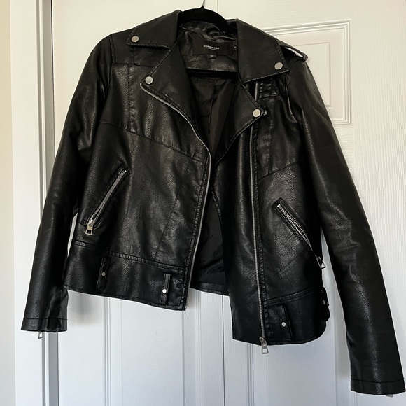 Leather jacket - Picture 1 of 5